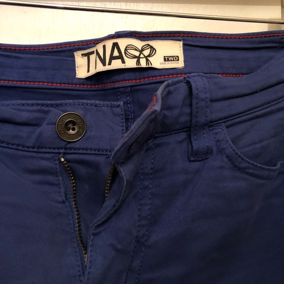 Aritzia - TNA brand - blue skinny ankle pants. Size 2. 97%cotton/ 3% spandex. - Picture 2 of 5
